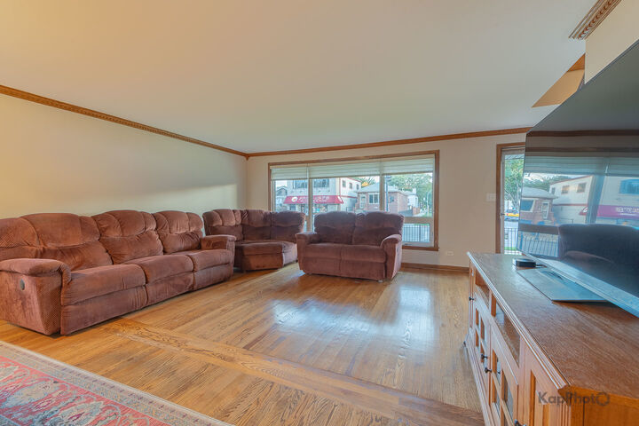 Property Photo: 604 W 43rd Street IL 60609