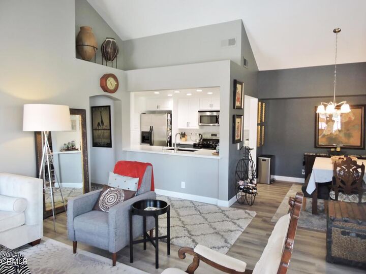 Property Photo:  650 Ivywood Lane F  CA 93065