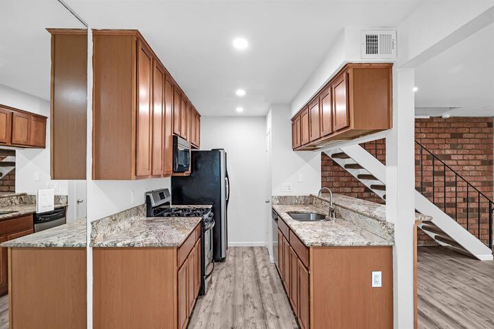 Property Photo:  303 Harding Boulevard 2  CA 95678 