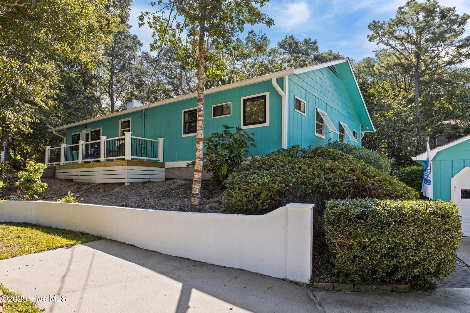Property Photo:  201 Hoop Pole Creek Drive  NC 28512 