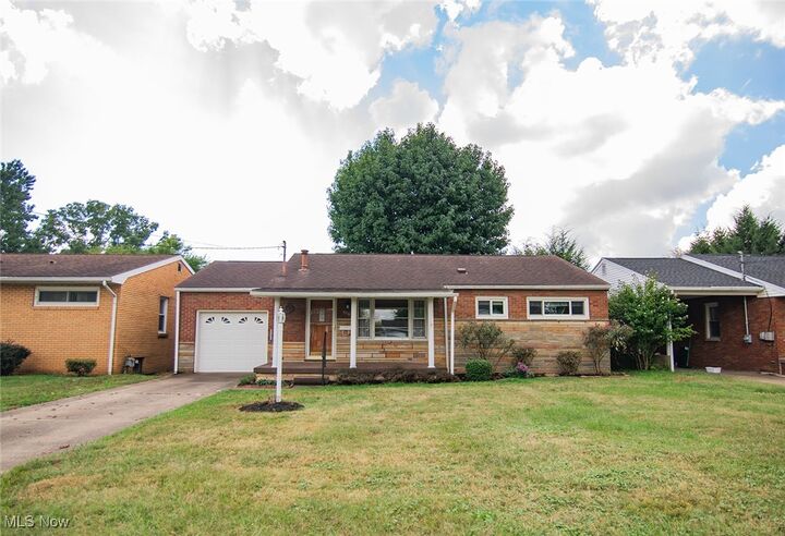 Property Photo:  906 16th Street  WV 26105