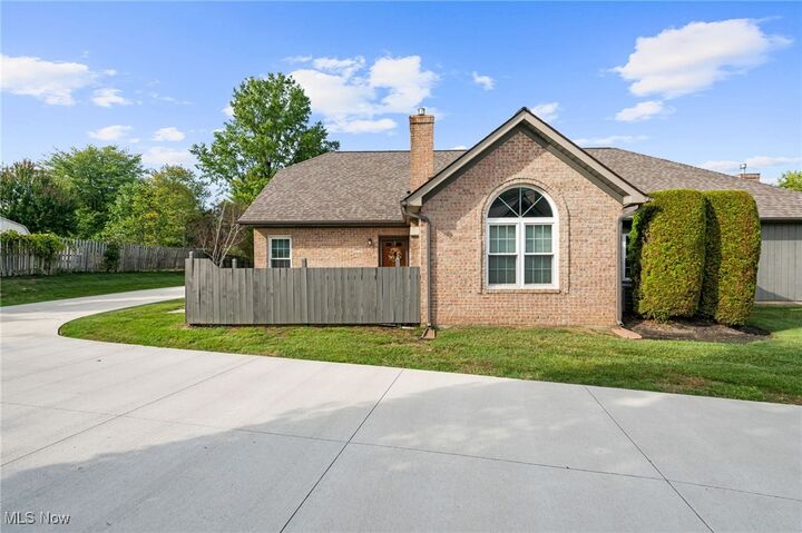 8050 Harbor Creek Drive 2402  Mentor on the Lake OH 44060 photo