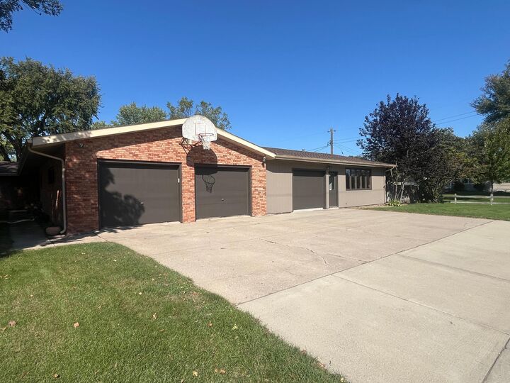 Property Photo:  420 6th Avenue N  MN 56320 