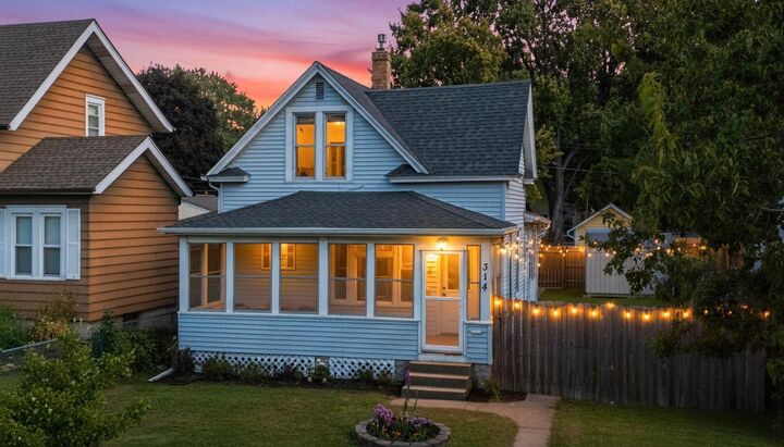 Property Photo: 314 Osceola Avenue S MN 55102