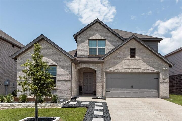 Property Photo: 1833 Cota Street TX 75189