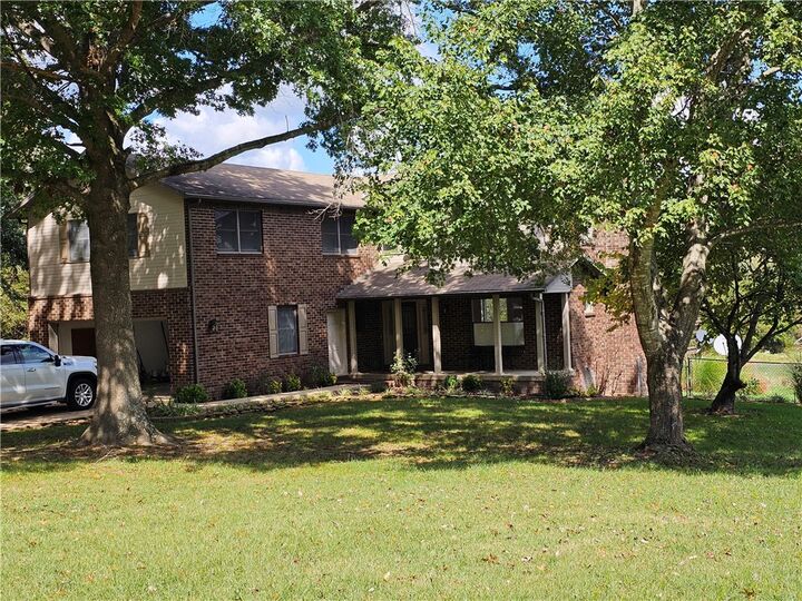 Property Photo: 696 Cr 933 AR 72611