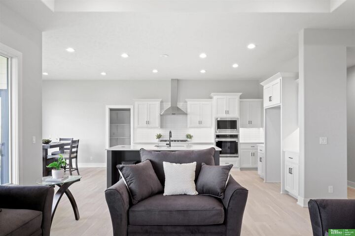 Property Photo:  5522 N 213 Avenue  NE 68022 