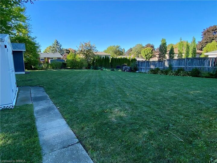 Photo de la propriété:  41 Dunsdon Street  ON N3R 3J2 