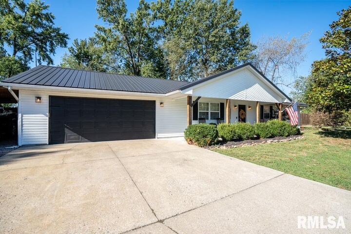 Property Photo:  1515 Brittany Lane  IL 62959 
