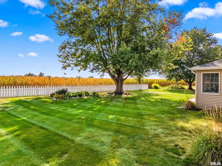 Property Photo: 222 W Southgate Drive IL 61529