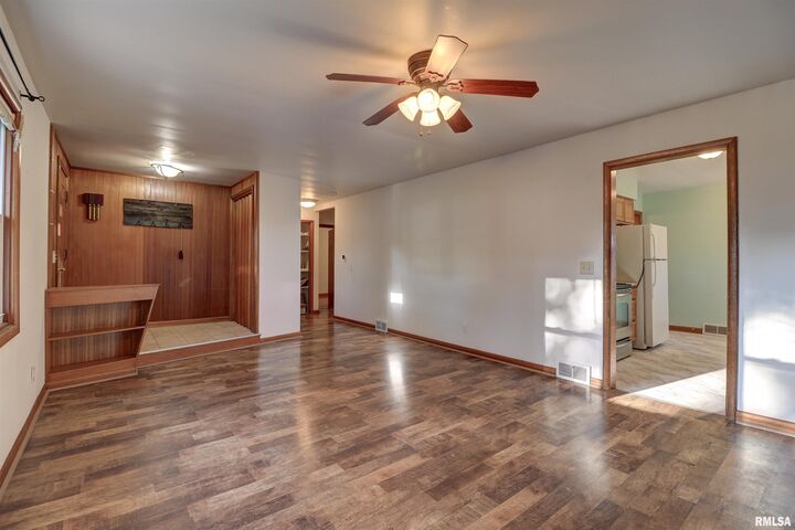 Property Photo: 2386 Barker Street IA 52732