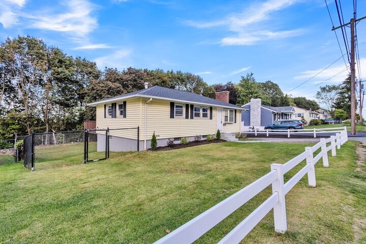 Property Photo: 247 Saint Nicholas Ave MA 01606