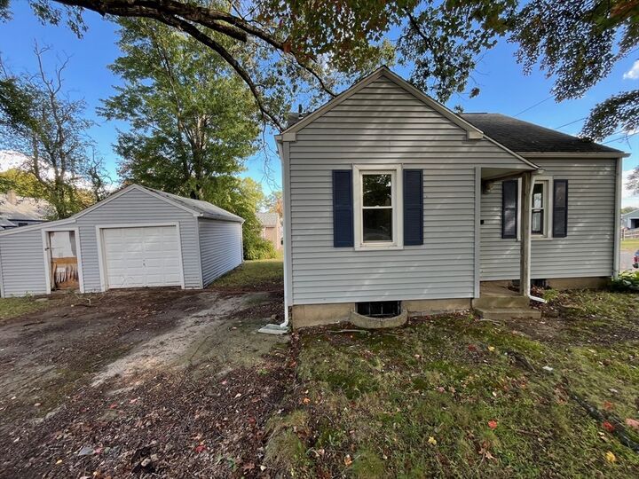 Property Photo:  1709 Memorial Drive  MA 01020 
