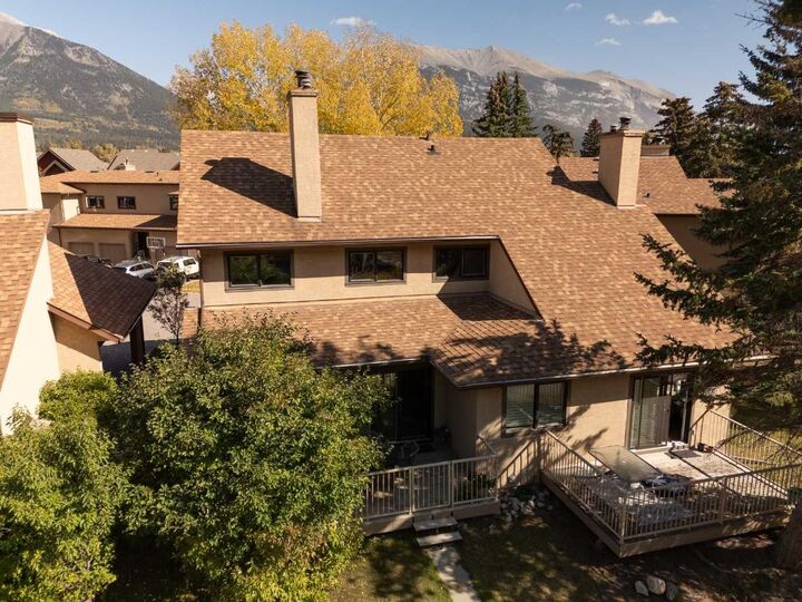 Property Photo:  200 Three Sisters Drive 109  AB T1W 2M1 