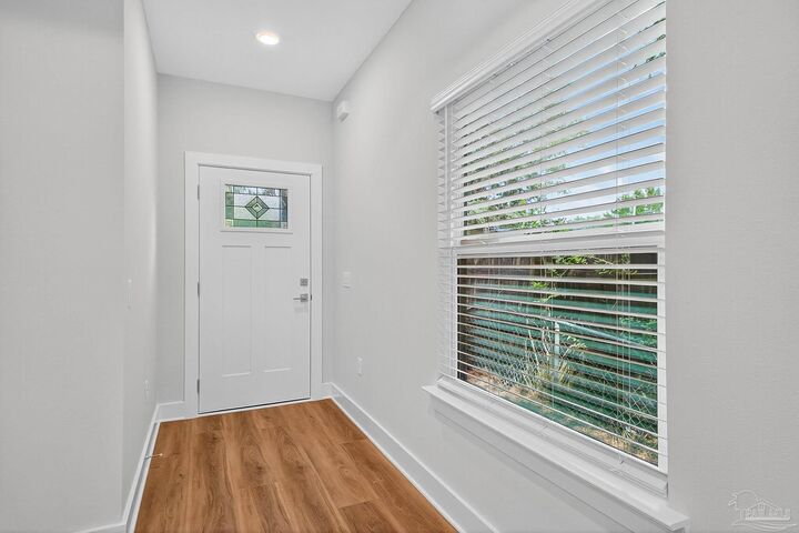 Property Photo:  6115 Carroll Rd  FL 32583 