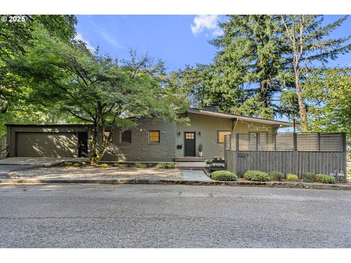 3227 NW Luray Ter  Portland OR 97210 photo