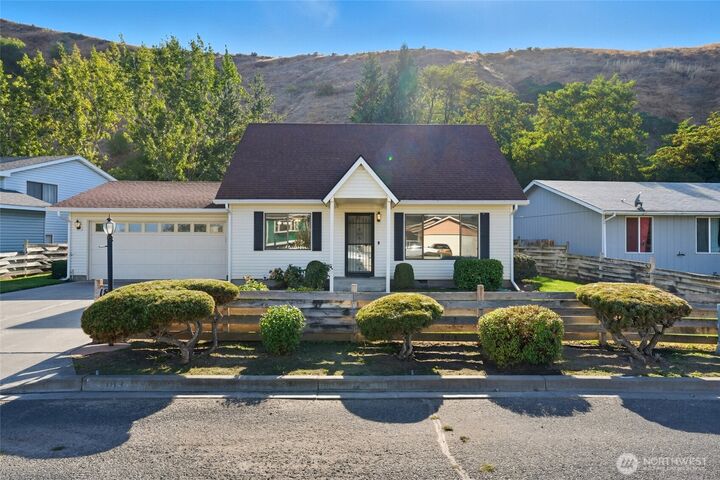 183 S Andrea Street  Milton-Freewater OR 97862 photo