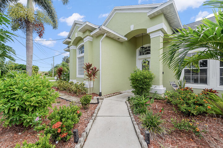 Property Photo:  3183 SW Ann Arbor Road  FL 34953