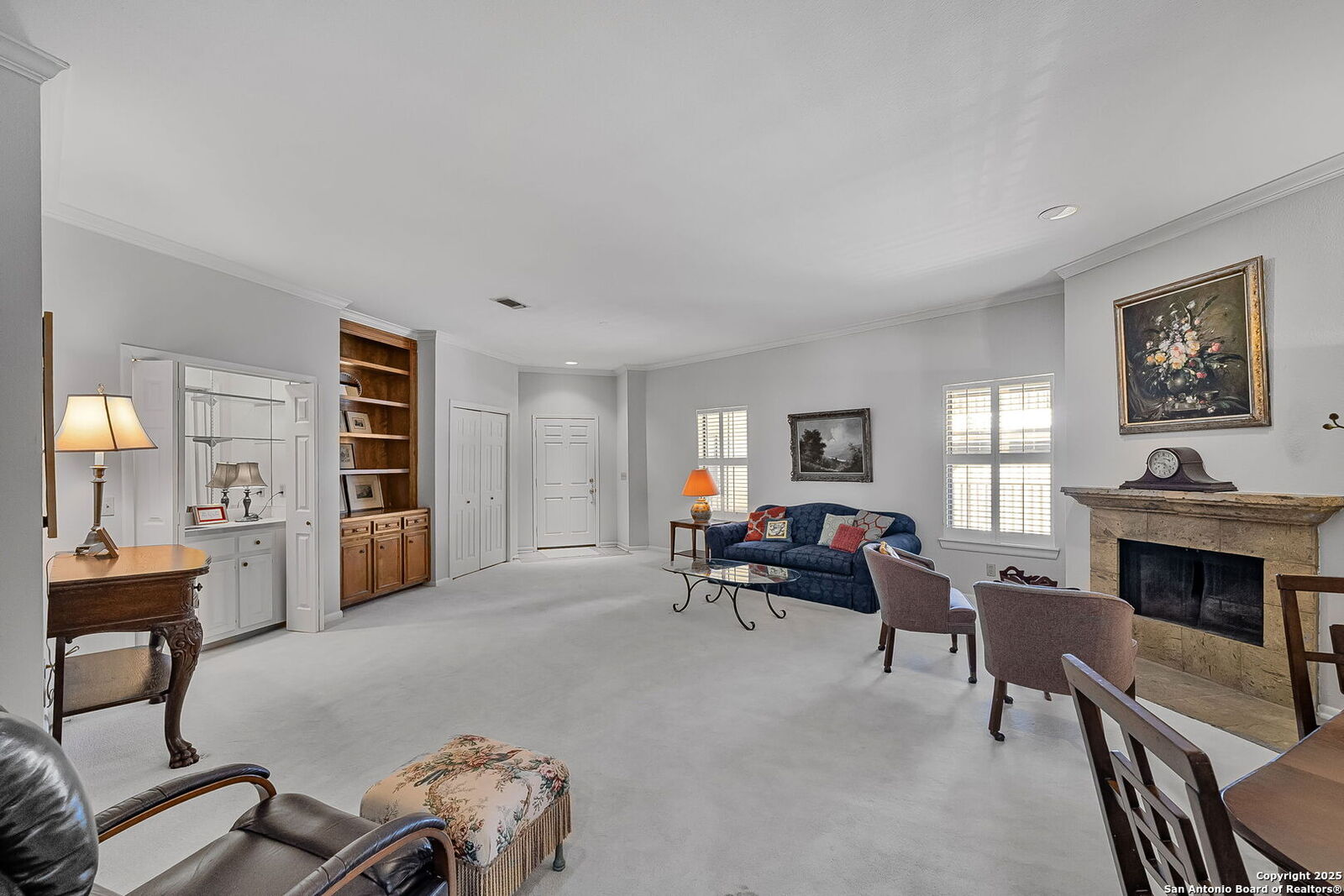 Property Photo: 100 W El Prado 216 TX 78212