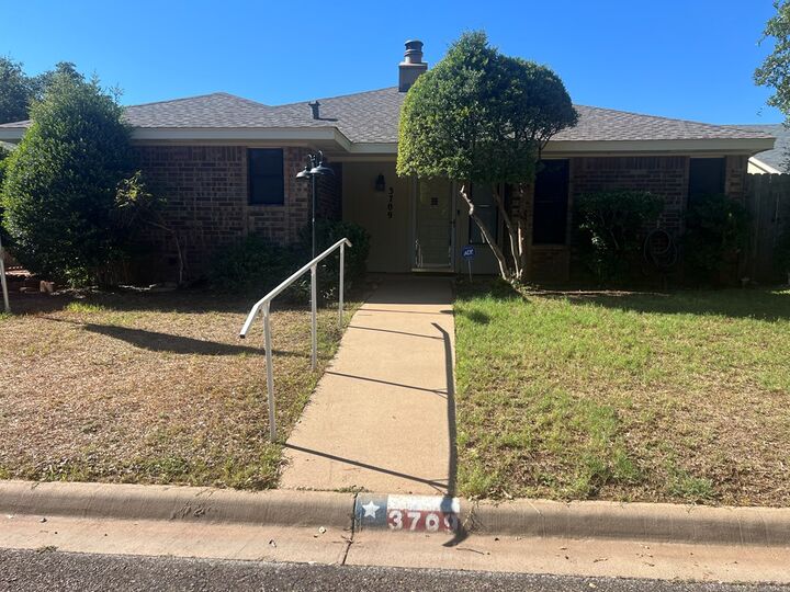 Property Photo: 3709 Inglewood Dr TX 76904