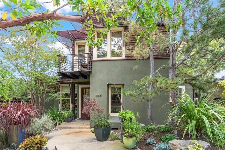 Property Photo:  705 University Avenue  CA 94022 