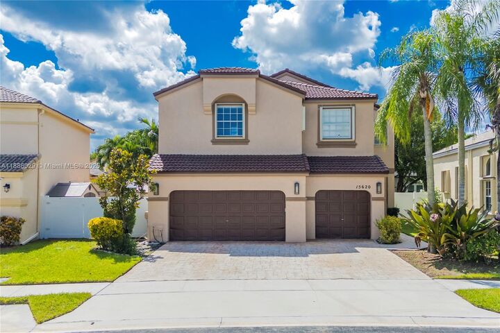 Property Photo: 15620 NW 12th Pl FL 33028
