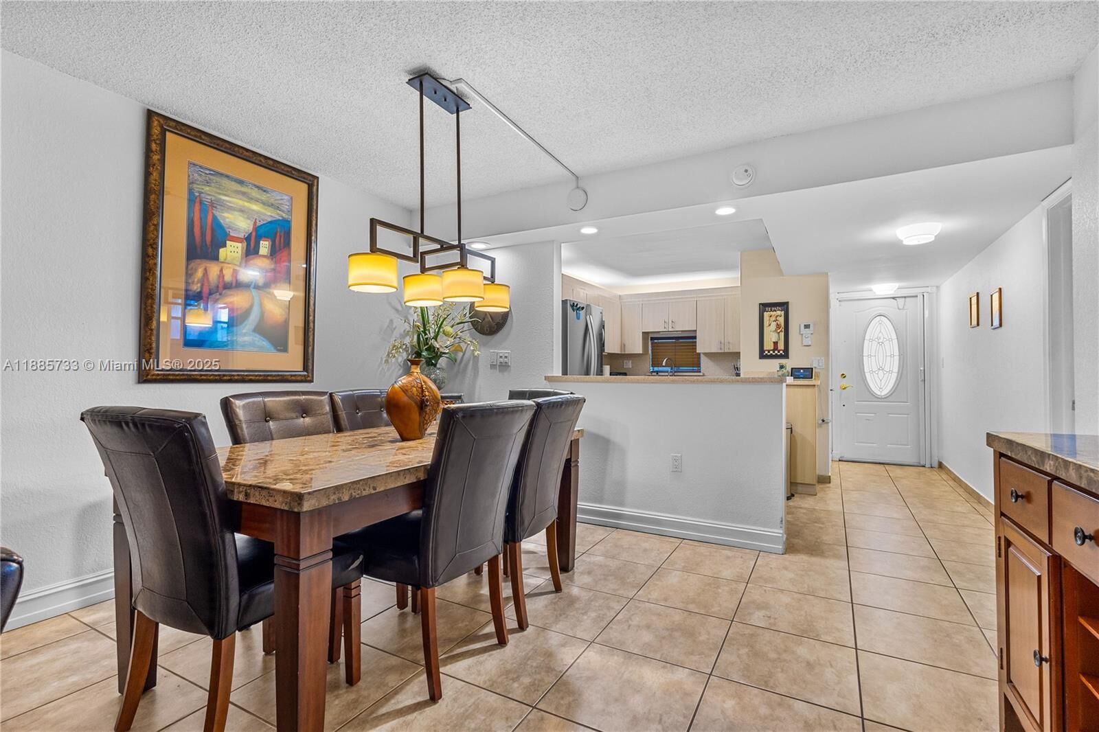 Property Photo: 711 S Hollybrook Dr 210 FL 33025