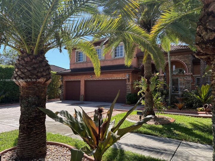 Property Photo: 16526 SW 51st Ter FL 33185