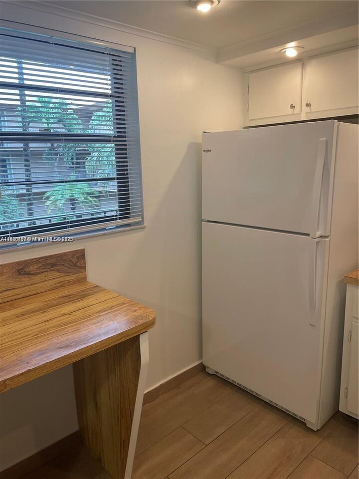 Property Photo:  10425 SW 112th Ave 208  FL 33176 