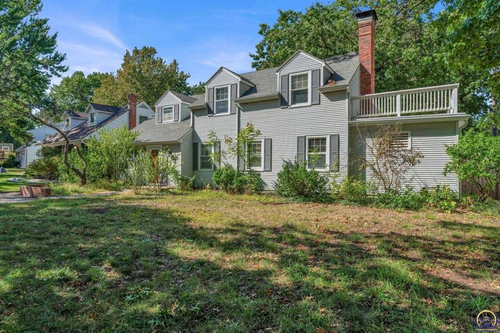 Property Photo: 1625 SW Lakeside Dr KS 66604