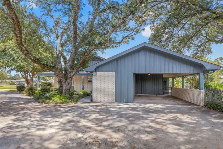 Property Photo: 333 Jeanine Street LA 70605