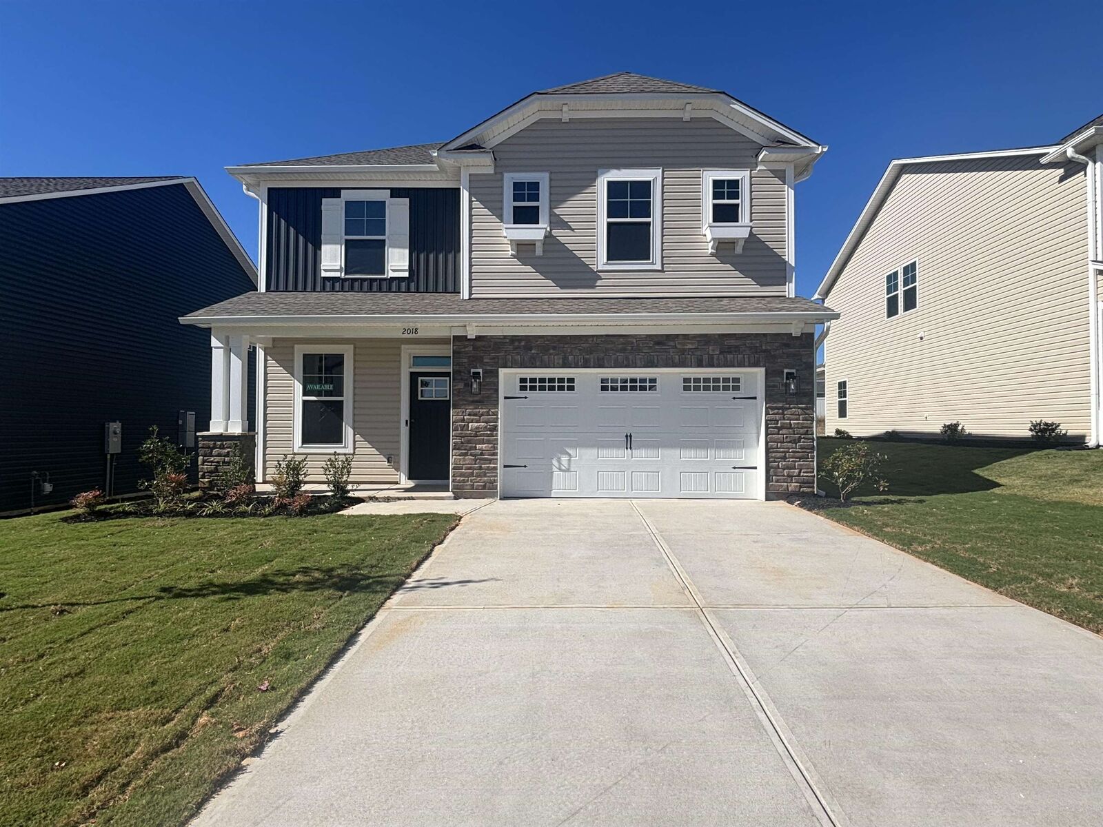 Property Photo:  2018 Halton Oaks Drive  SC 29303