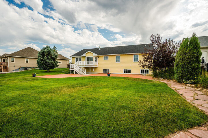 Property Photo: 565 Osprey Boulevard WY 82801