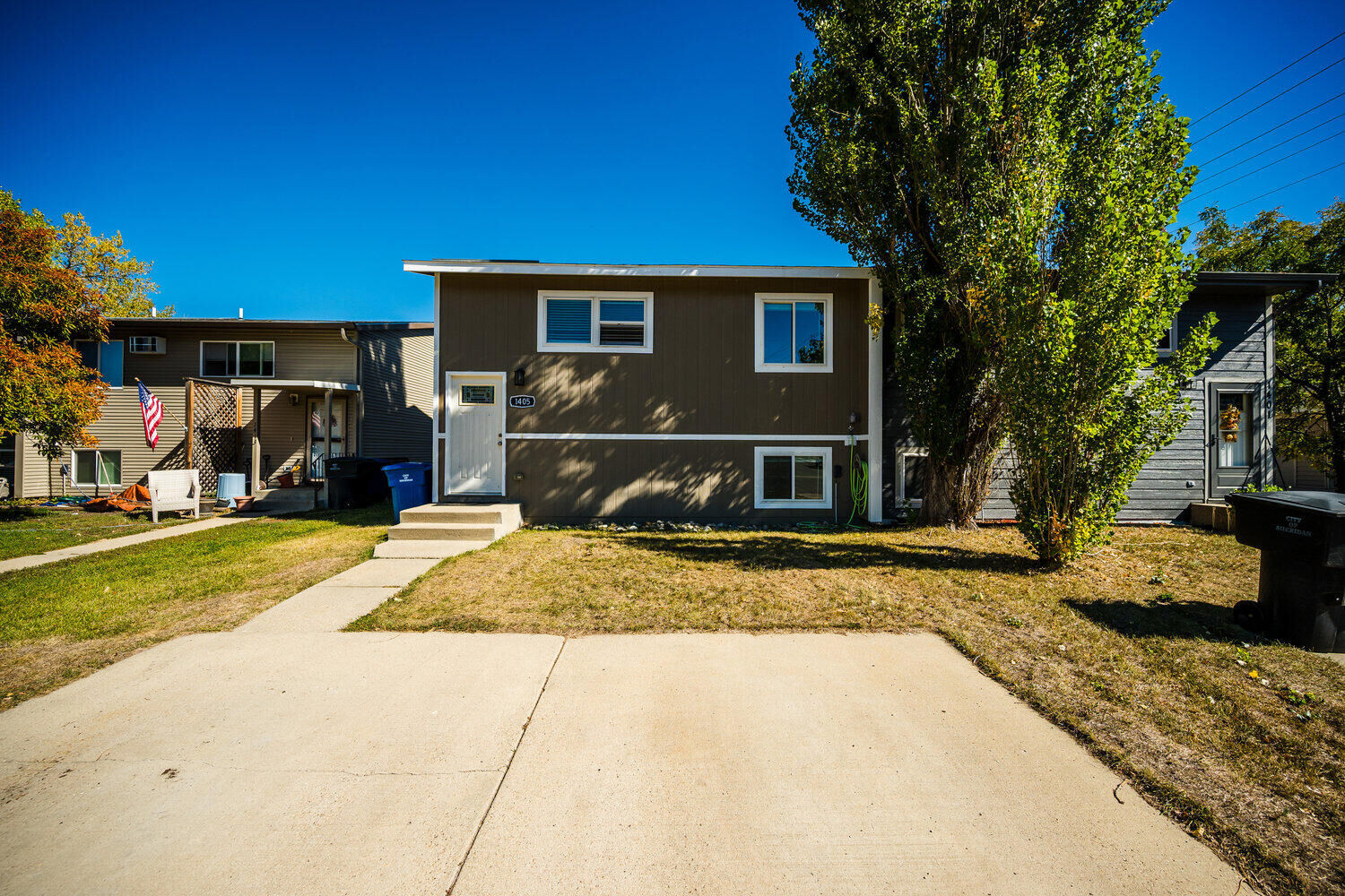 Property Photo: 1405 Ridgeway Avenue WY 82801