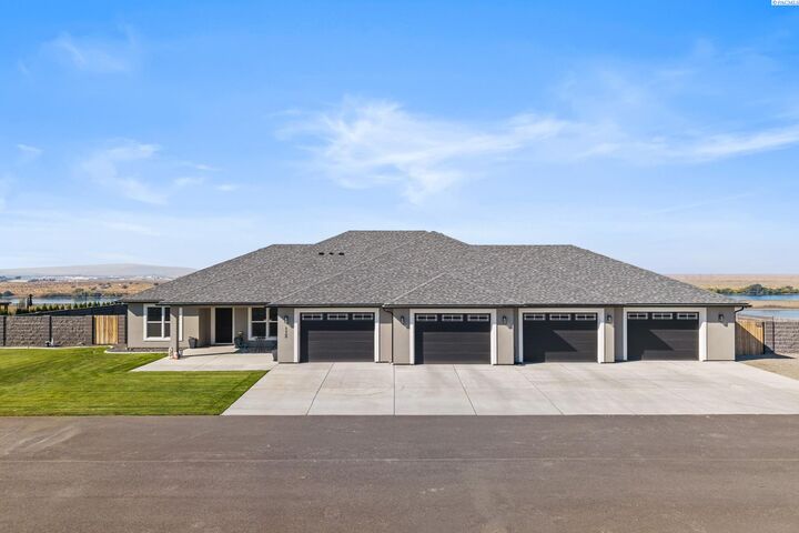 113 Columbia Bluff Lane  Pasco WA 99301 photo