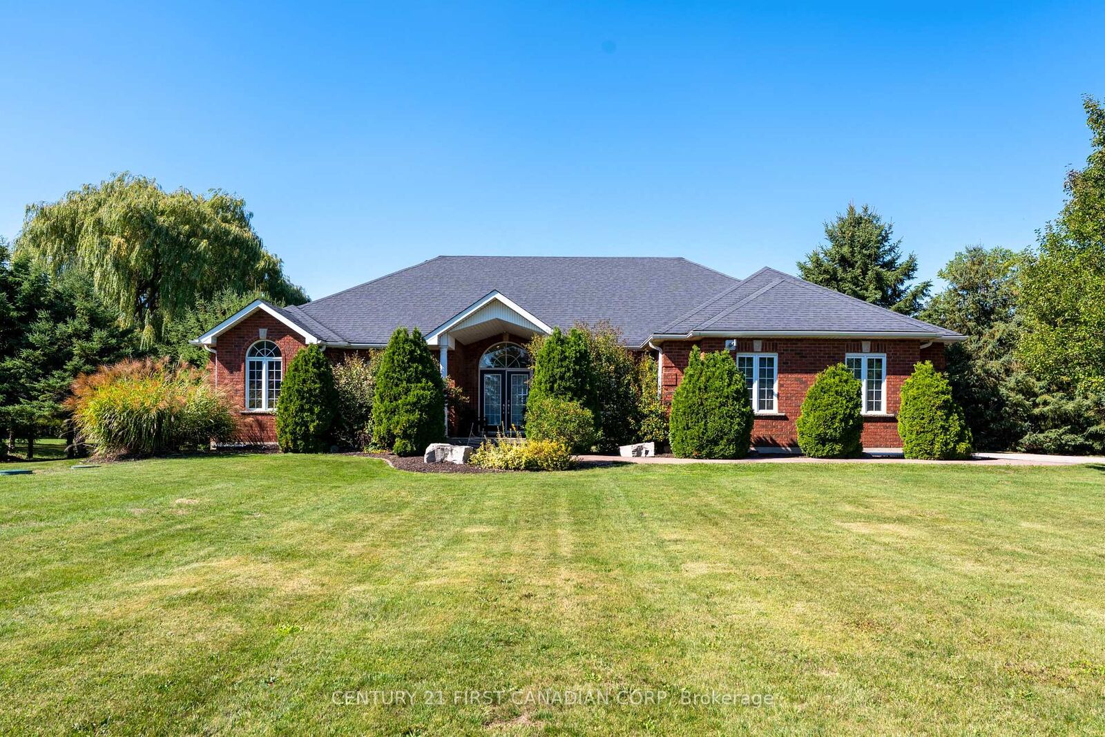 Property Photo:  325 Brant County 18 Road  ON N3S 0H4 