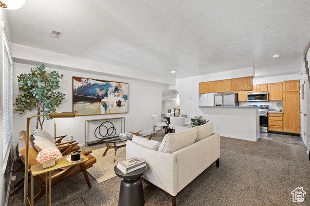Property Photo:  267 E Millpoint S  UT 84115 