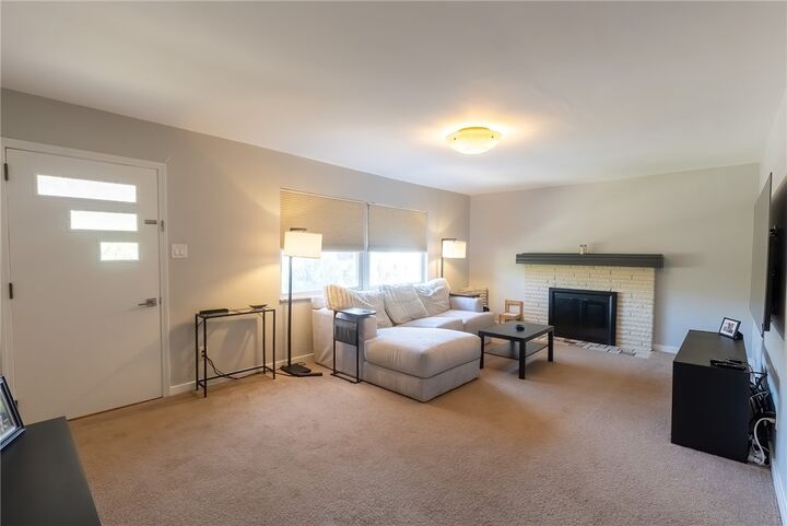 Property Photo:  351 Locust Street  PA 15317 