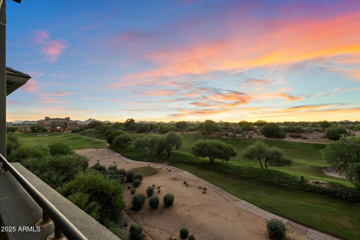 Property Photo: 15802 N 71st Street 501 AZ 85254