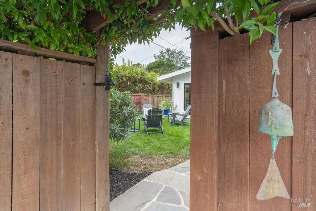 Property Photo:  82 Meadow Drive  CA 94941 