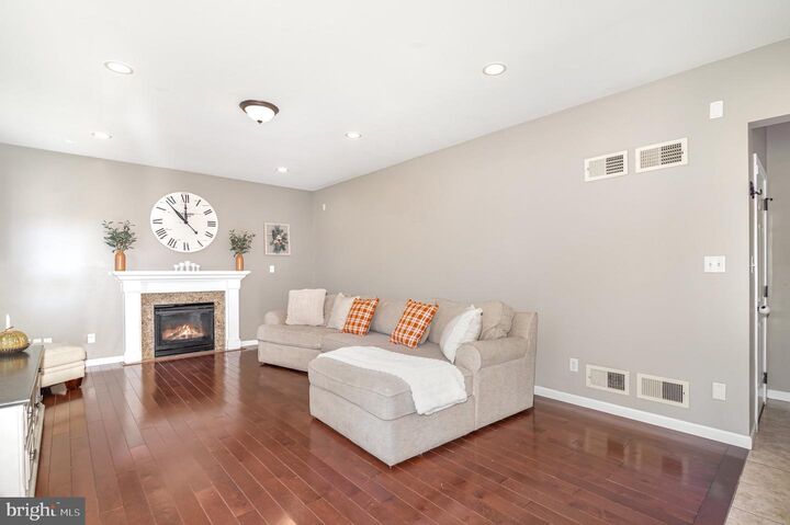 Property Photo:  2786 Silver Maple Drive  PA 17112 