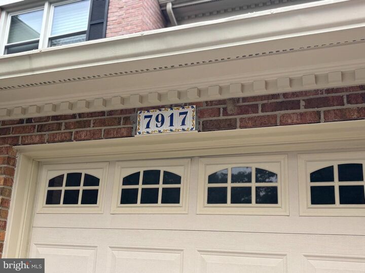 Property Photo:  7917 Valleyfield Drive  VA 22153 