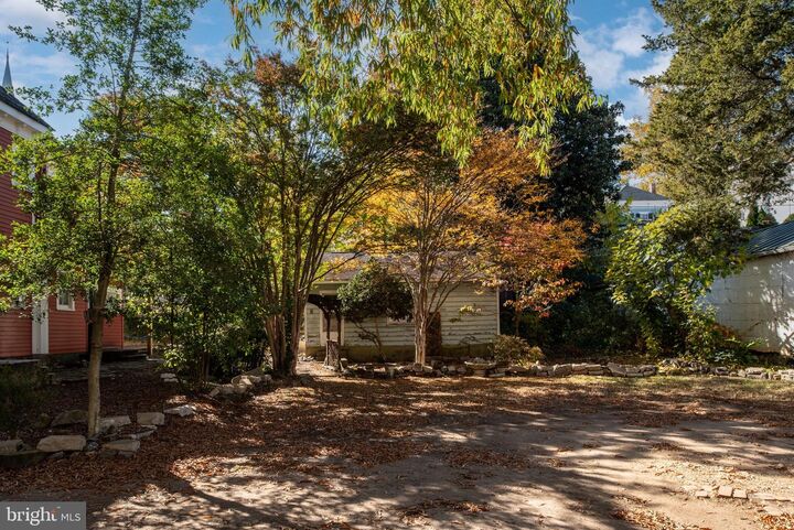 1104 Caroline St  Fredericksburg VA 22407 photo