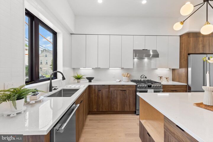 Property Photo:  259 Delmar Street  PA 19128 