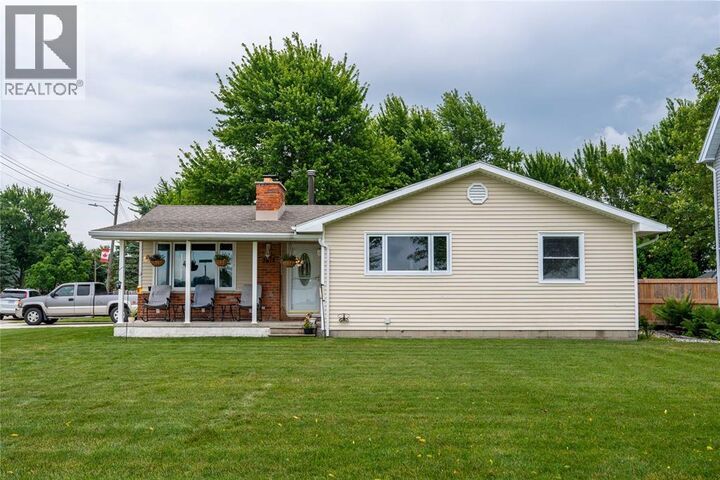 Property Photo:  3412 St.clair Parkway  ON N0P 2H0 