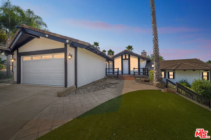 3342 White Hawk Rd  Escondido CA 92027 photo
