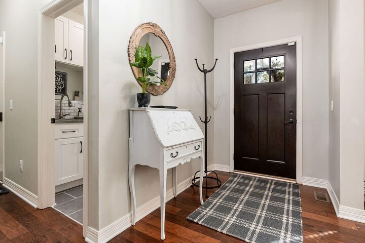 Property Photo:  8796 Bakircay Lane  OH 43065 
