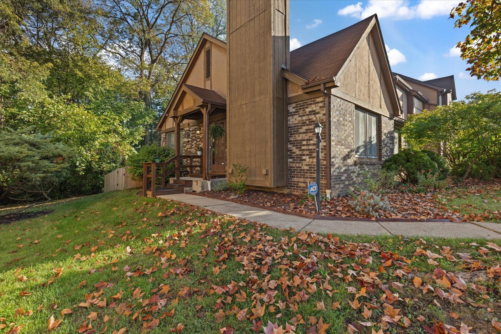 Property Photo: 3738 Pendlestone Drive OH 43230
