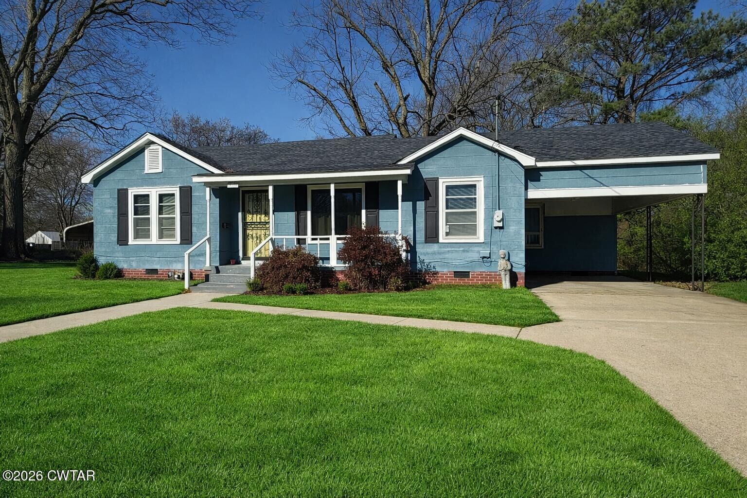 Property Photo: 510 E Tigrett Street TN 38040