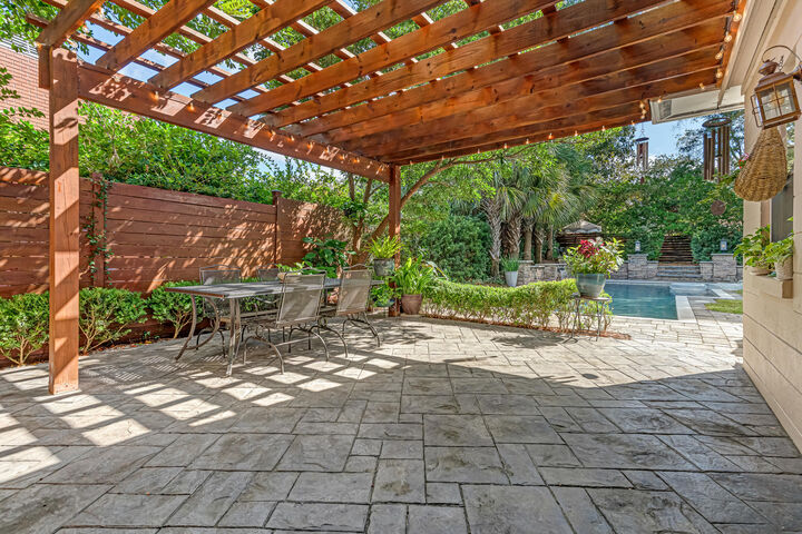 Property Photo:  28 Longwood Drive  FL 32579 